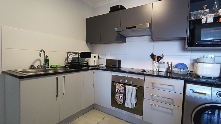 2 Bedroom Property for Sale in Burgundy Estate Western Cape